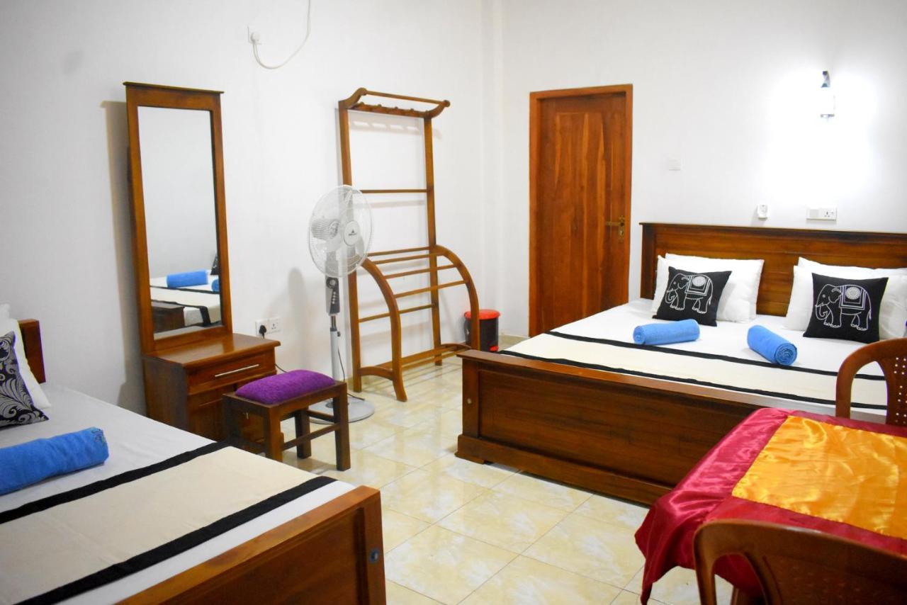 Kaushika Resort Анурадхапура Екстериор снимка